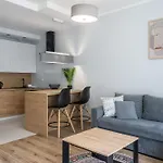 Rentplanet - Apartament Walonska